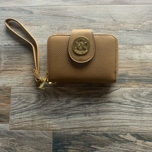 MICHAEL KORS  Small Pebbled Leather Wallet